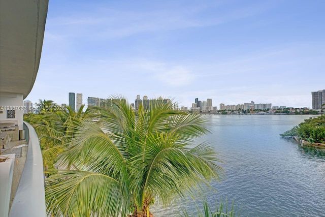 3300 NE 188th Street 210, Aventura, FL 33180