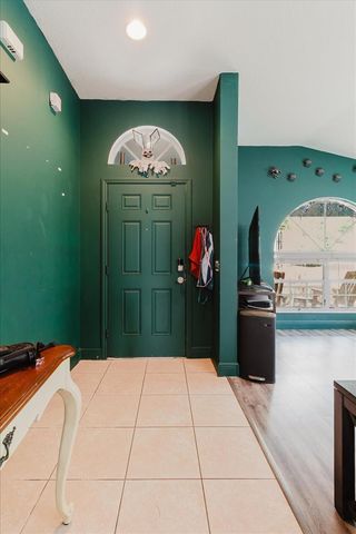 9817 WHITE BARN WAY, Riverview, FL 33569