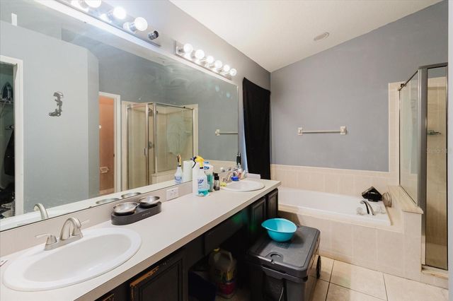 9817 WHITE BARN WAY, Riverview, FL 33569
