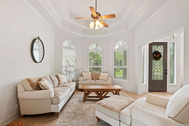 21 Worthsham Dr, San Antonio, TX 78257