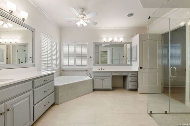 21 Worthsham Dr, San Antonio, TX 78257