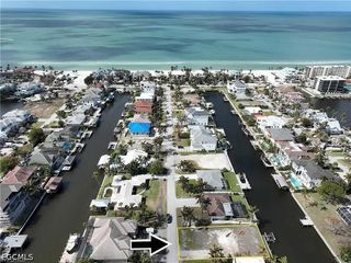 227 Channel DR, Naples, FL 34108