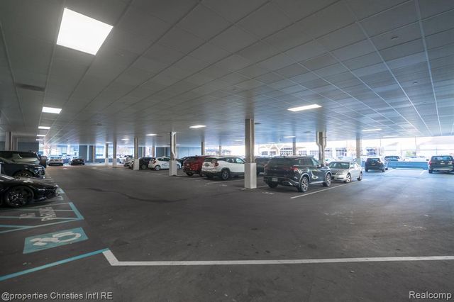 118 N Main Street 403, Royal Oak, MI 48067