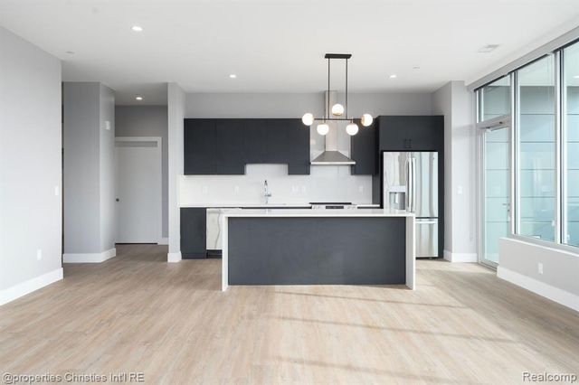 118 N Main Street 403, Royal Oak, MI 48067