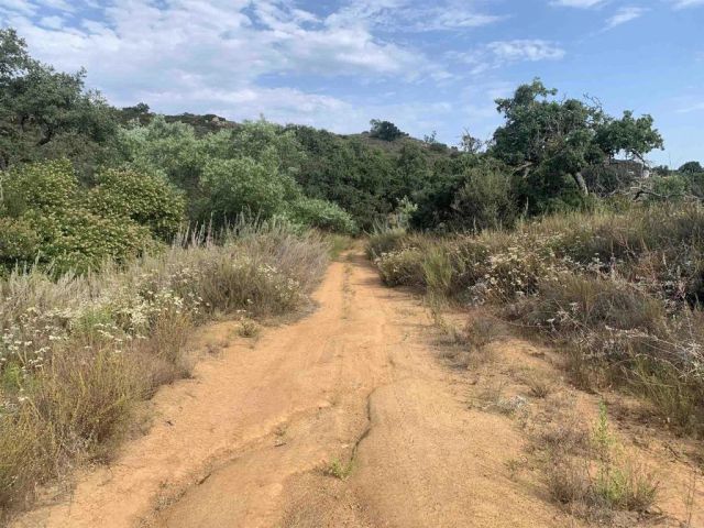 17484 Rockwood, Escondido, CA 92027