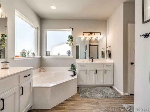 705 W 53rd Street, Sand Springs, OK 74063