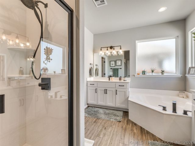 705 W 53rd Street, Sand Springs, OK 74063