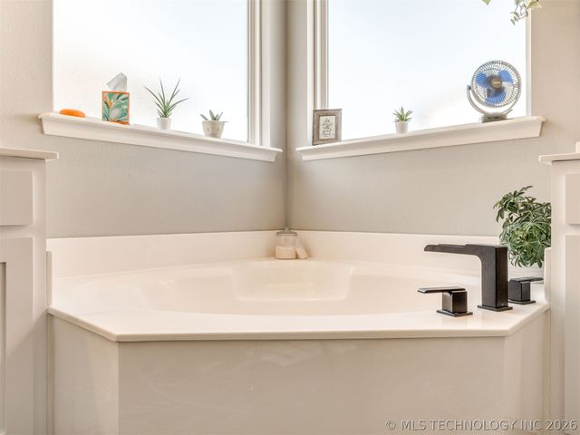 705 W 53rd Street, Sand Springs, OK 74063