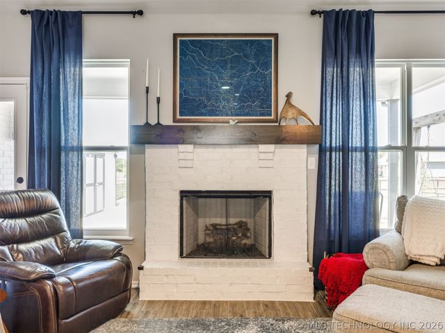 705 W 53rd Street, Sand Springs, OK 74063