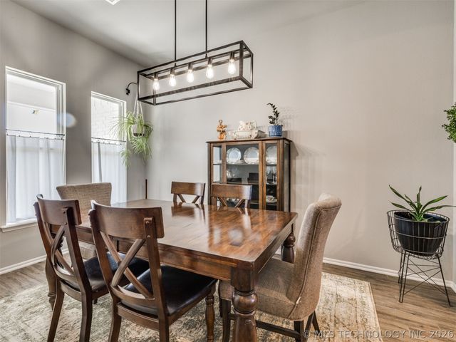 705 W 53rd Street, Sand Springs, OK 74063