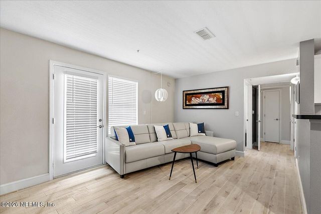 7701 TIMBERLIN PARK Boulevard 714, Jacksonville, FL 32256