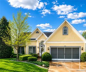 2645 Pinelake Drive, Wheatfield, NY 14304