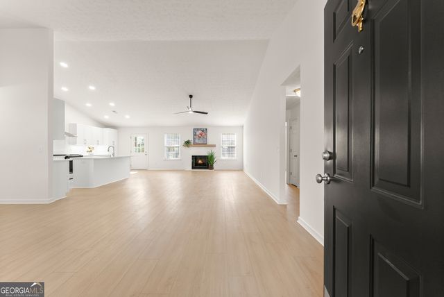 2717 Wilding Green Lane, Dacula, GA 30019