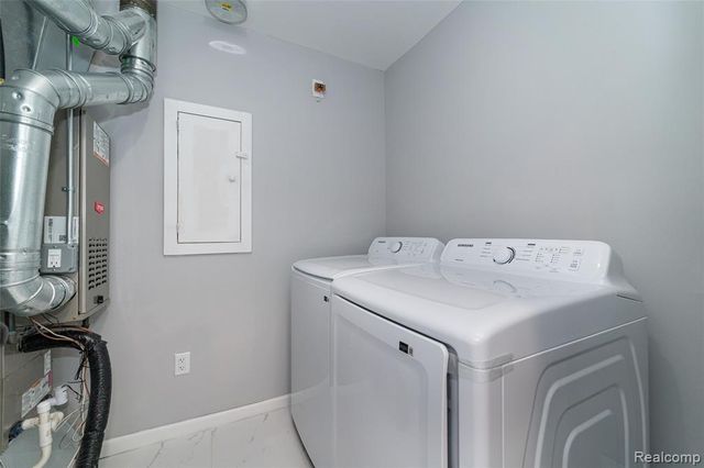 29987 Marigold Drive, Southfield, MI 48076