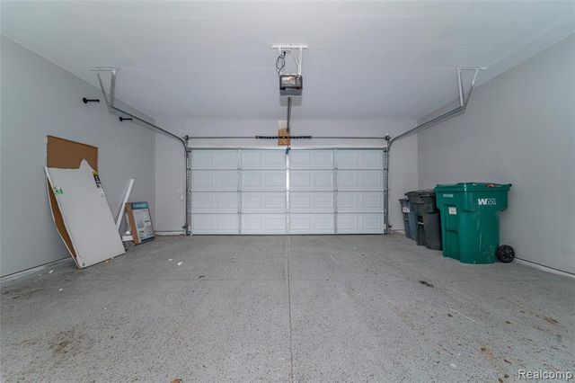 29987 Marigold Drive, Southfield, MI 48076