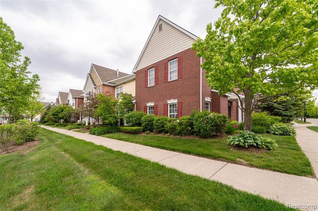 29987 Marigold Drive, Southfield, MI 48076