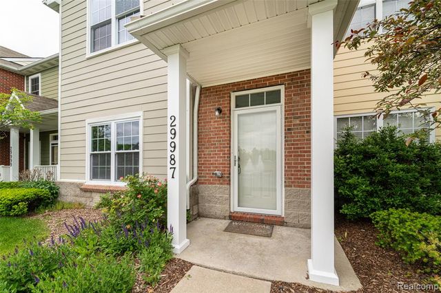 29987 Marigold Drive, Southfield, MI 48076