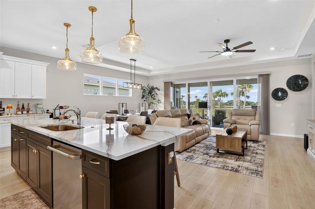 1599 BELLAGIO LOOP, Tavares, FL 32778