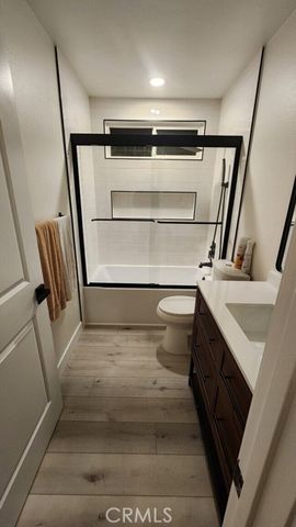 3219 Colorado, Santa Monica, CA 90404