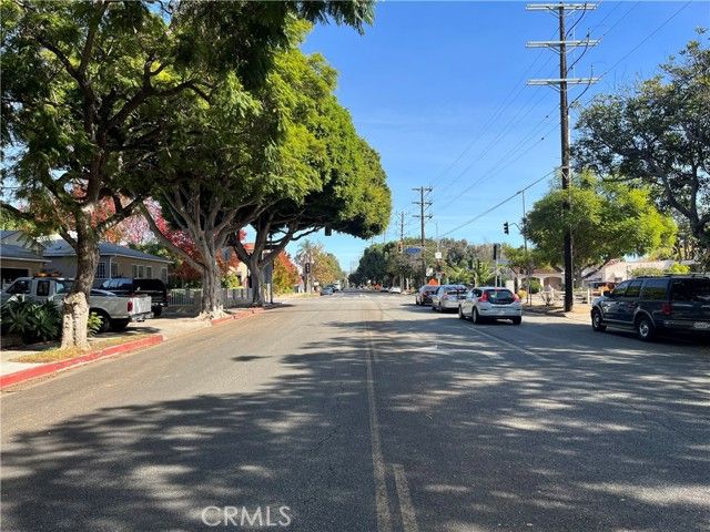 3219 Colorado, Santa Monica, CA 90404