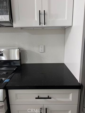 3219 Colorado, Santa Monica, CA 90404