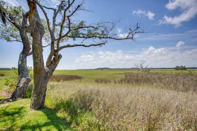 2106 Landfall Way, Seabrook Island, SC 29455