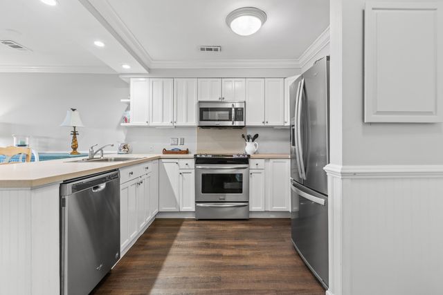 2106 Landfall Way, Seabrook Island, SC 29455