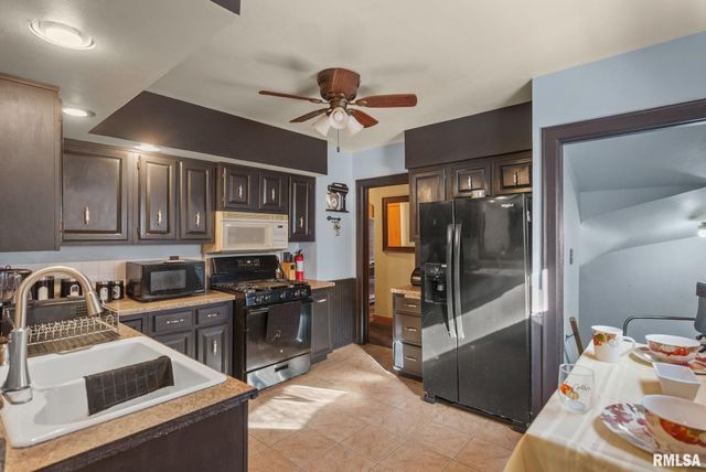 2022 43RD Street, Rock Island, IL 61201