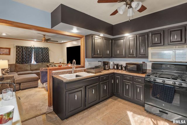 2022 43RD Street, Rock Island, IL 61201