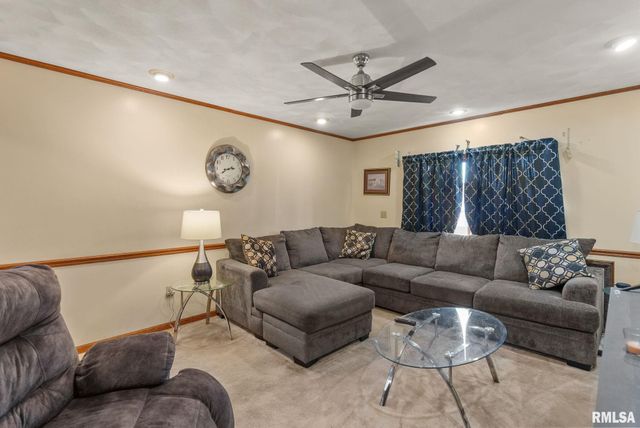 2022 43RD Street, Rock Island, IL 61201