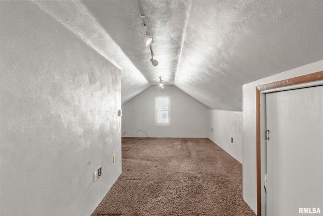 2022 43RD Street, Rock Island, IL 61201