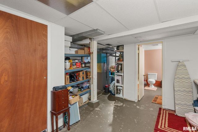 2022 43RD Street, Rock Island, IL 61201