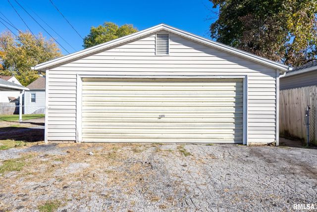 2022 43RD Street, Rock Island, IL 61201