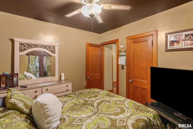 2022 43RD Street, Rock Island, IL 61201