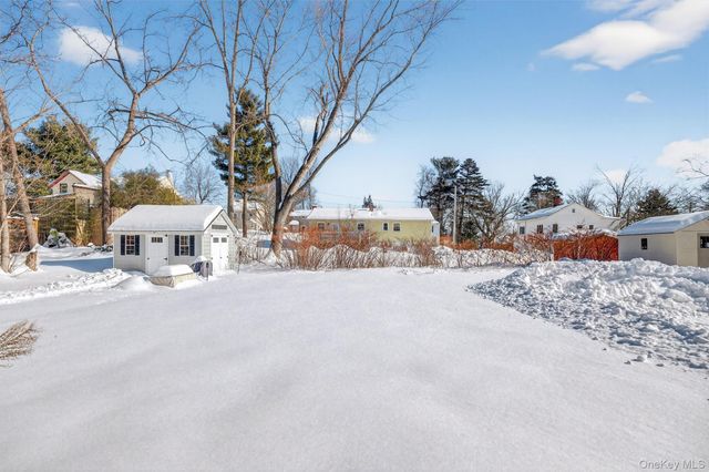 33 Grand Street, Marlboro, NY 12542