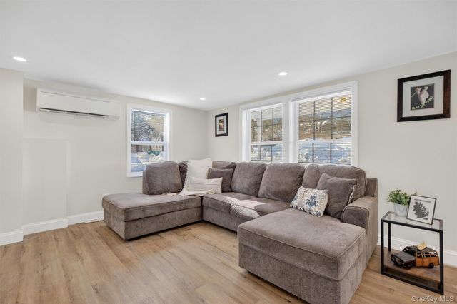 33 Grand Street, Marlboro, NY 12542