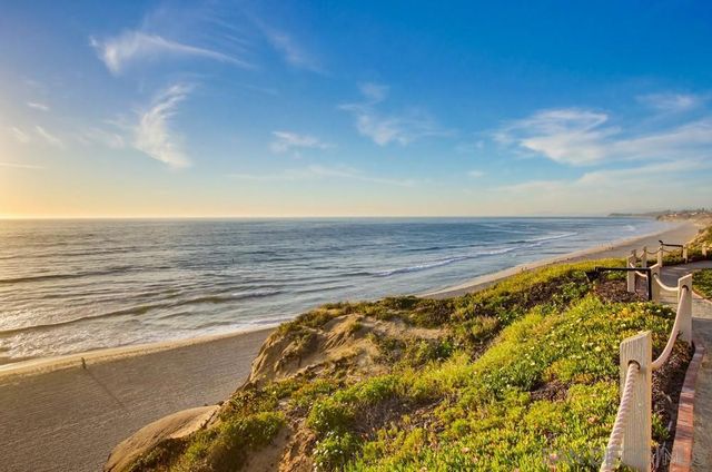 585 S Sierra Ave 27, Solana Beach, CA 92075