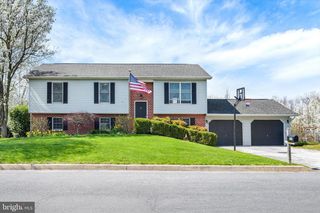 509 SHELLEYS LN, Etters, PA 17319