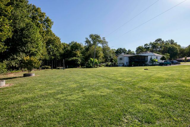 1629 Parkers Mill Road, Lexington, KY 40504
