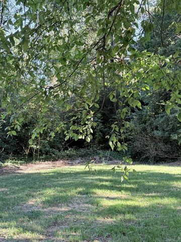 1629 Parkers Mill Road, Lexington, KY 40504
