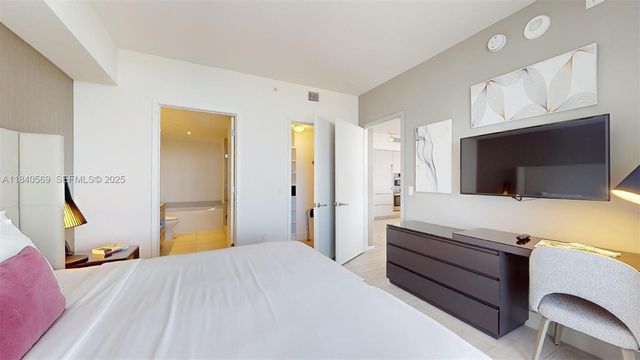 4010 S Ocean Drive T3802, Hollywood, FL 33019