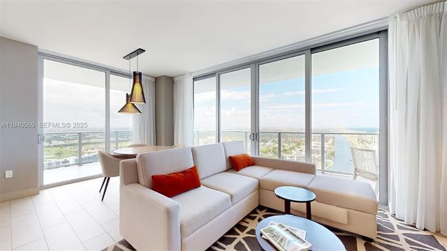 4010 S Ocean Drive T3802, Hollywood, FL 33019