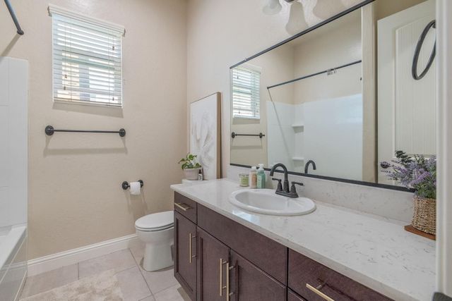 3036 Keats Ave, Clovis, CA 93619
