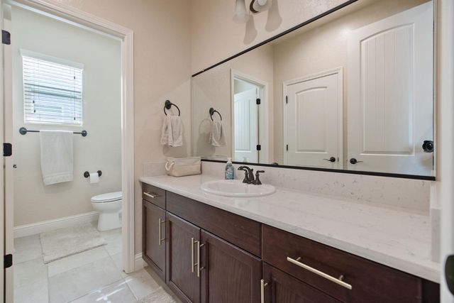 3036 Keats Ave, Clovis, CA 93619