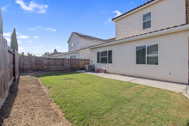 3036 Keats Ave, Clovis, CA 93619