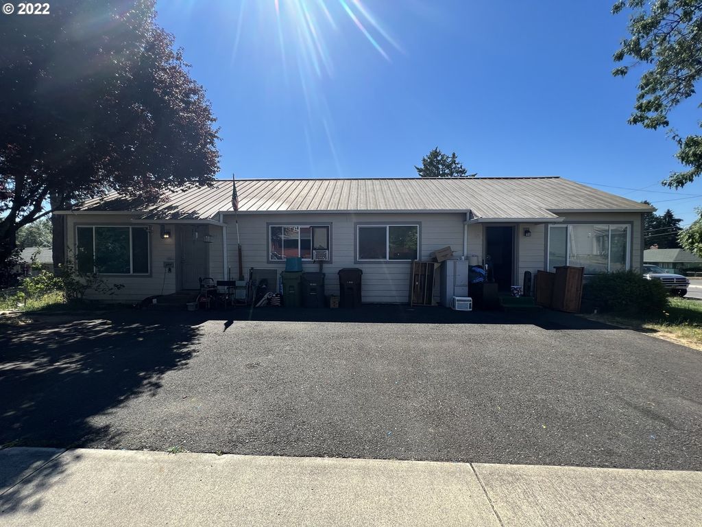 103 OAKWOOD Rd, St Helens, OR 97051
