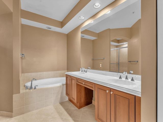 3055 NW 126th Avenue 7-319, Sunrise, FL 33323