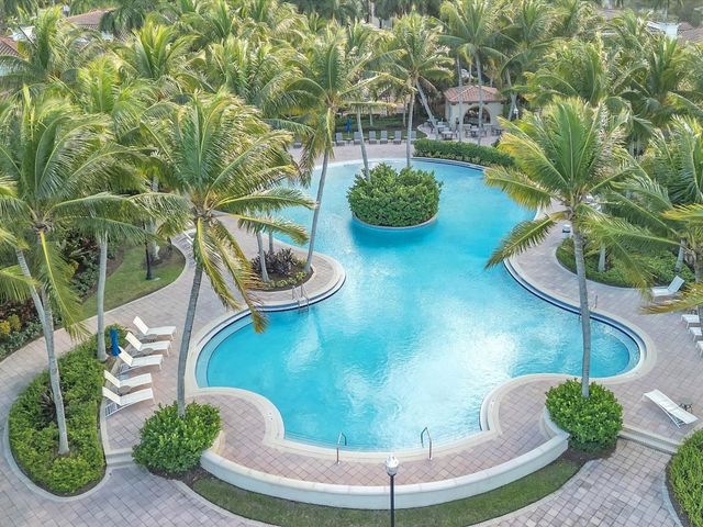 3055 NW 126th Avenue 7-319, Sunrise, FL 33323