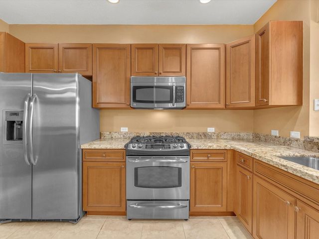 3055 NW 126th Avenue 7-319, Sunrise, FL 33323