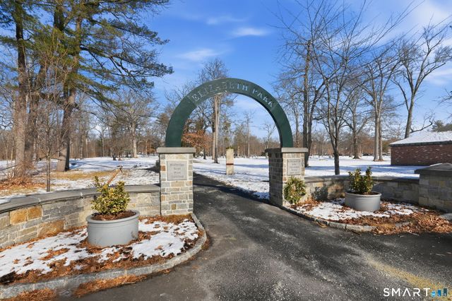 799 Prospect Avenue APT A5, West Hartford, CT 06105